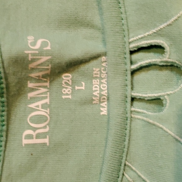 Roaman's Mint Green Neck Cutout detail tshirt Large - Picture 4 of 4